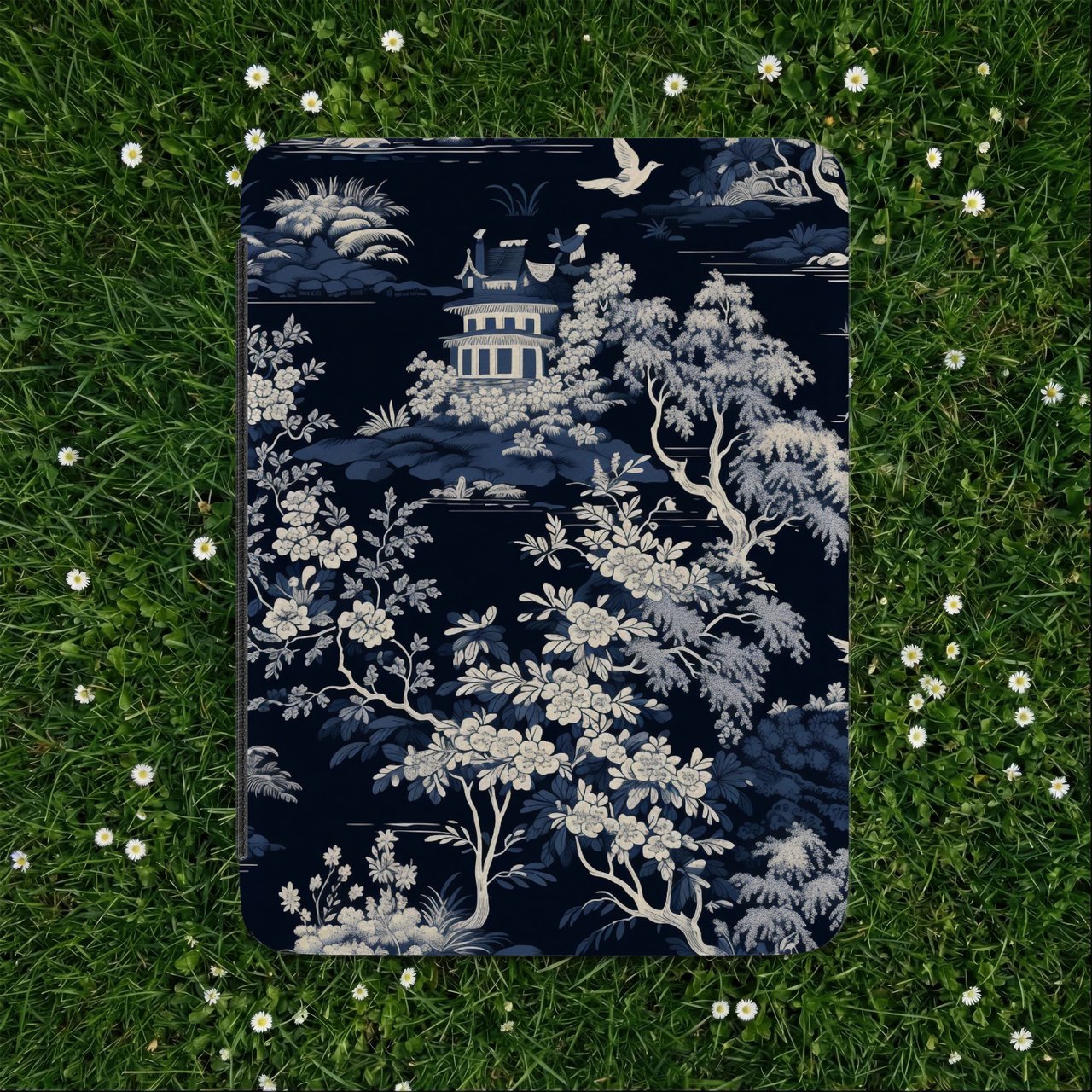 Blue Chinoiserie Kindle Case