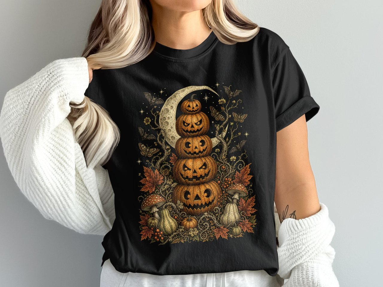 Spooky Pumpkin Stack T-Shirt, Vintage Halloween Comfort Colors® Tee, Jack O Lantern Fall Season Graphic Shirt, Gothic Autumn Art Gift