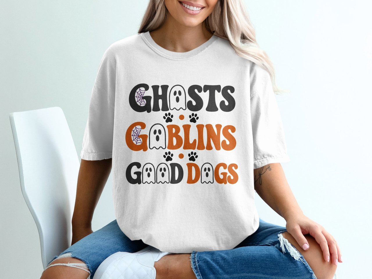 Ghosts Goblins Good Dogs Retro Halloween T-Shirt | Spooky Cute Dog Lover Tee | Fall Pet Owner Gift