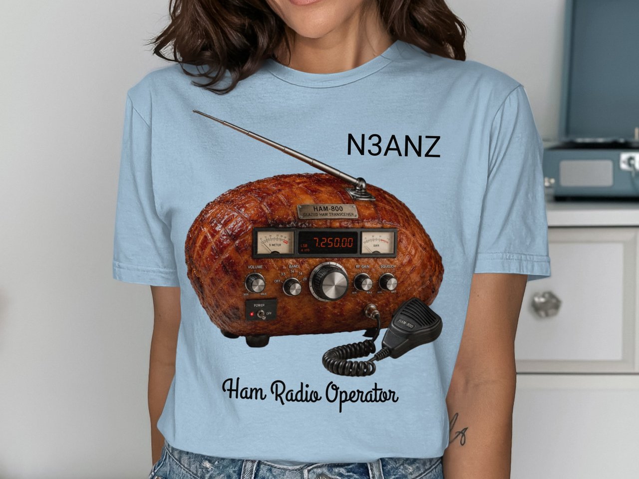 Ham Radio Operator Glazed Ham Transceiver T-Shirt Funny Hobbyist Tee for Amateur Radio Enthusiast Gift
