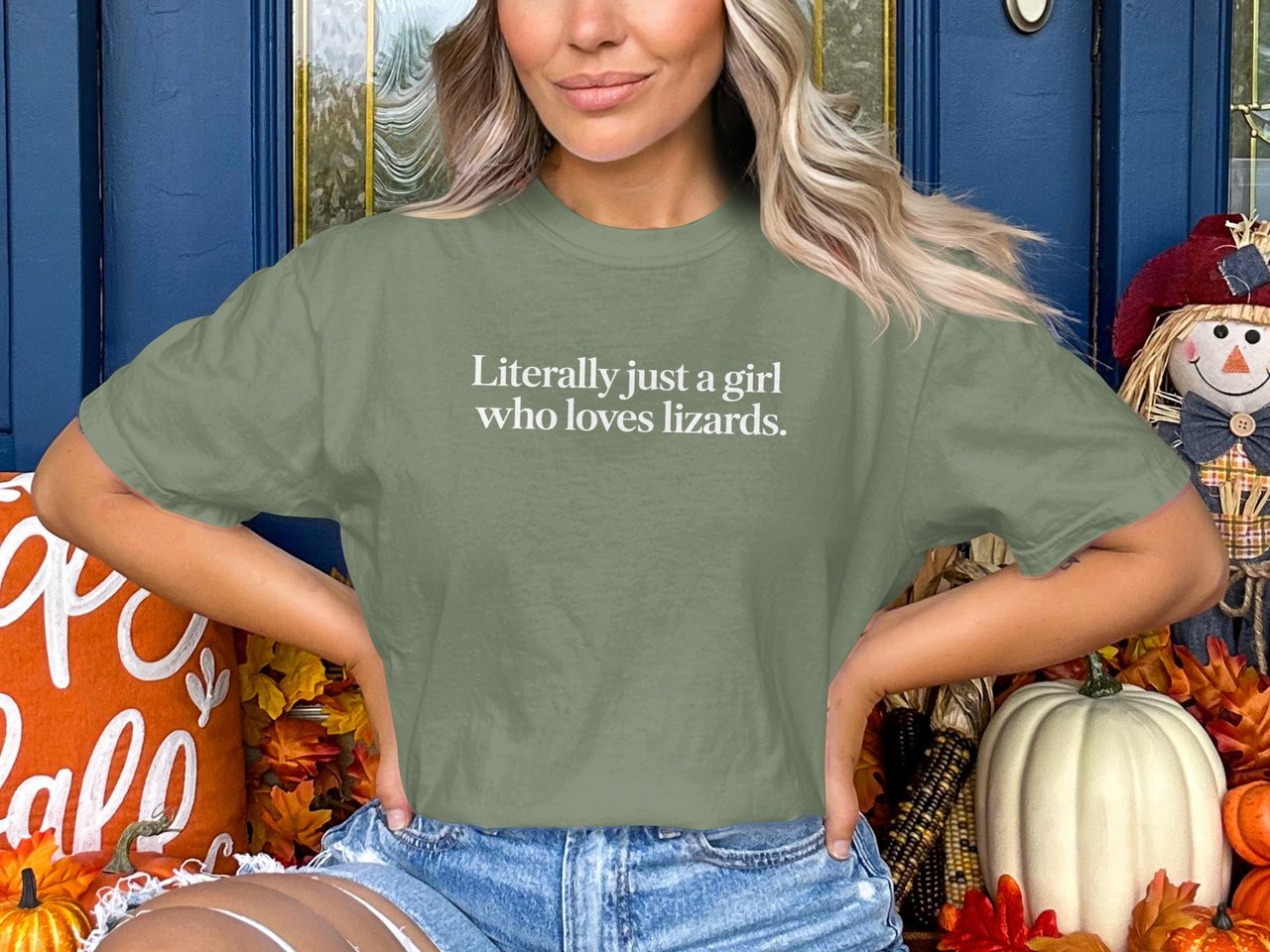 Just A Girl Who Loves Lizards Tee