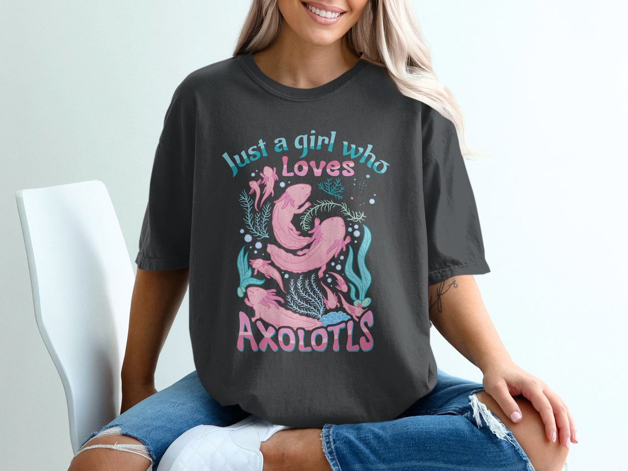 Just a Girl Who Loves Axolotls T-Shirt