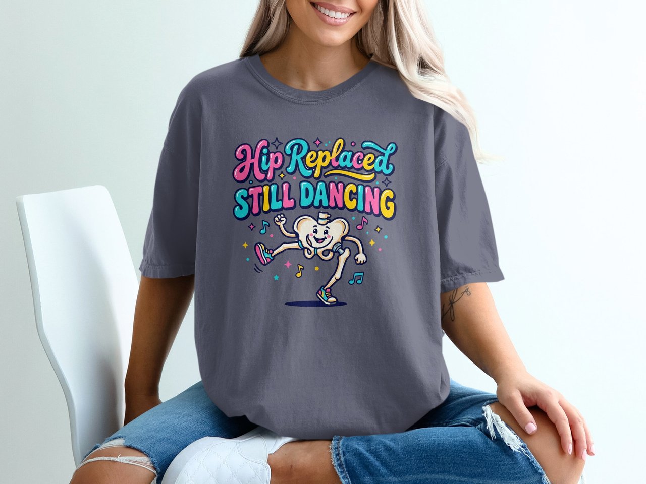 Hip Replaced Still Dancing T-Shirt: Cartoon Pelvis, Hip Replacement Recovery Humor