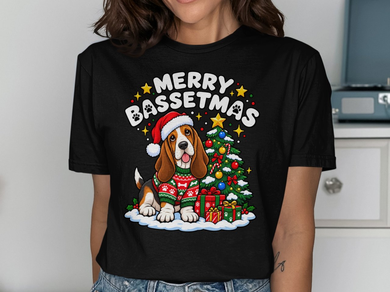 Merry Bassetmas Tee