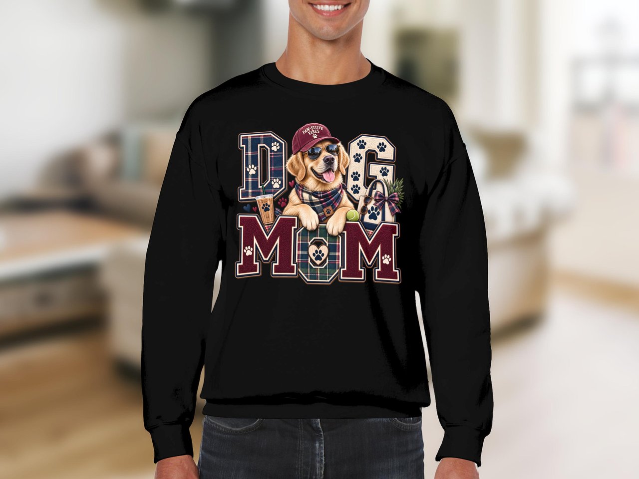 Preppy Dog Mom Sweatshirt, Golden Retriever Mom Crewneck, Cute Plaid Varsity Dog Lover Gift, Aesthetic Fall Puppy Mama Graphic Pullover